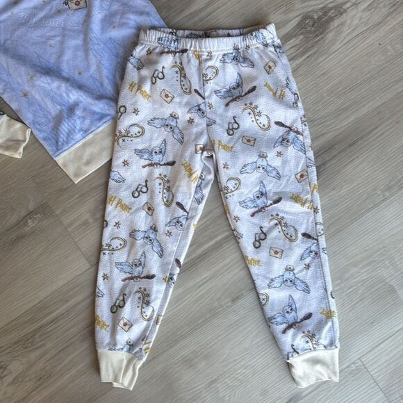 Harry Potter Pajamas Set Size XS 4/5 - Picture 3 of 6